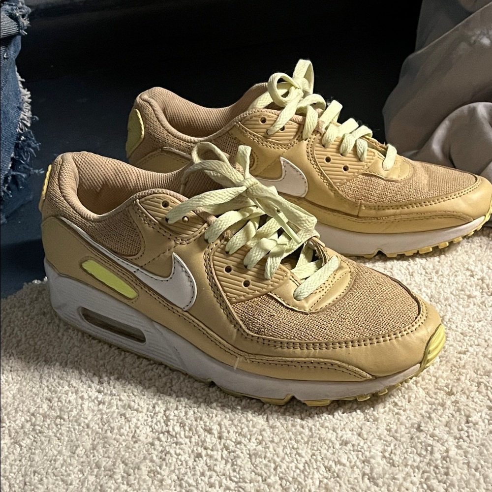 Nike Air max sesame/barely volt sneakers
